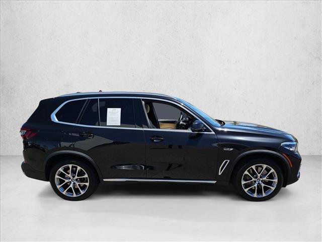Used 2022 BMW X5 xDrive45e w/ Climate Comfort Package AWD/4WD image 4