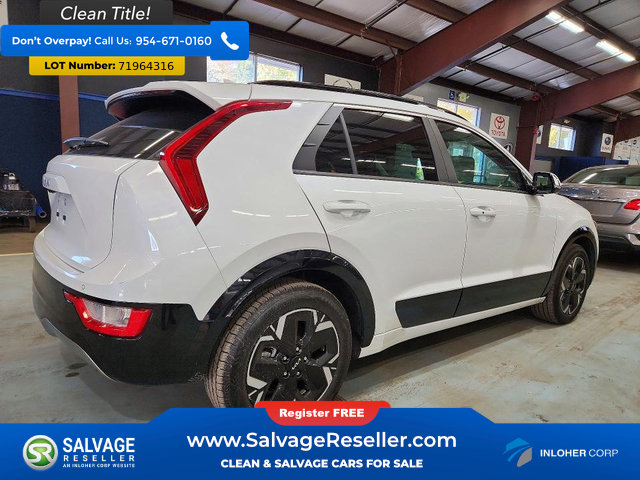 Used 2023 Kia Niro Wind w/ Wind Preserve Package FWD image 4