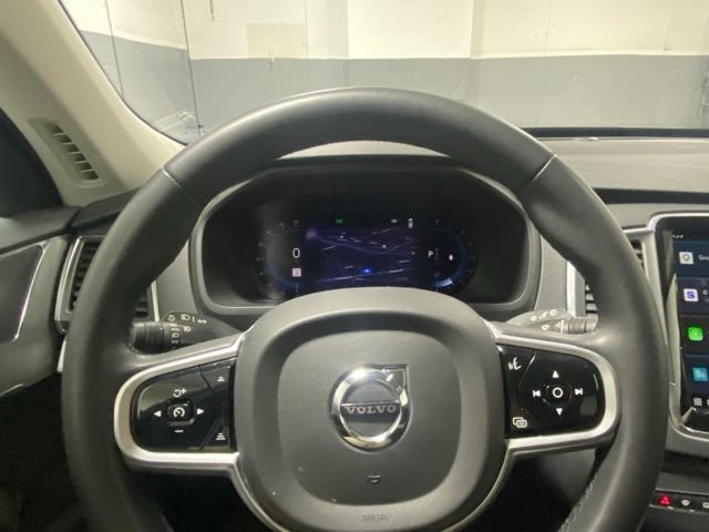 Used 2023 Volvo XC90 B5 Core w/ Protection Package Premier AWD/4WD image 15