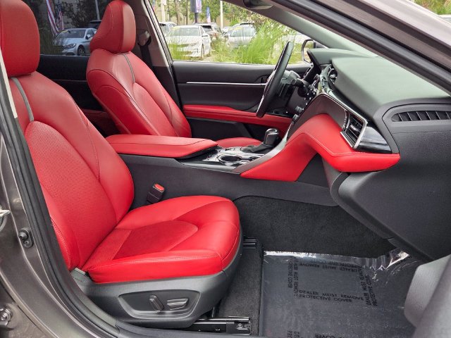 Used 2020 Toyota Camry XSE FWD image 17