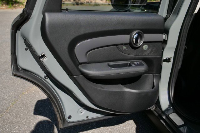 Used 2017 MINI Cooper Clubman S image 27