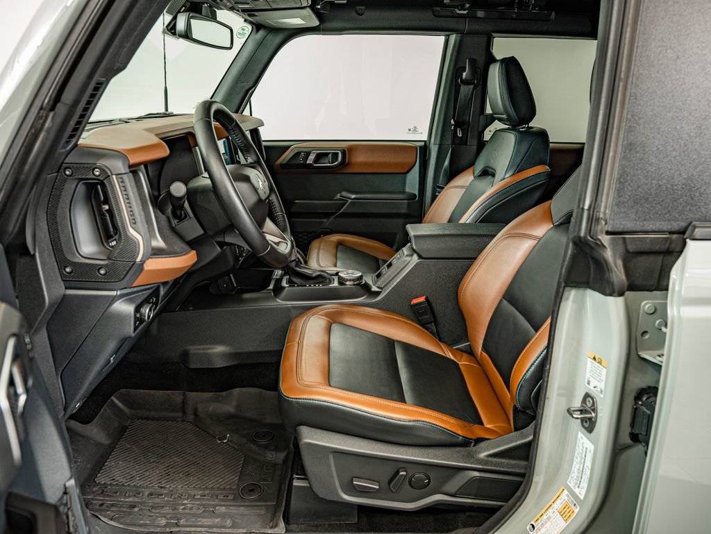 Used 2024 Ford Bronco Outer Banks image 33