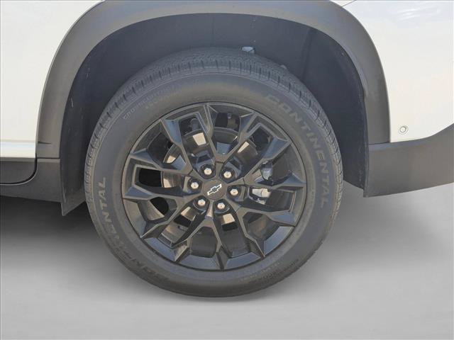 Used 2024 Chevrolet Traverse LT w/ Enhanced Driving Package FWD image 24
