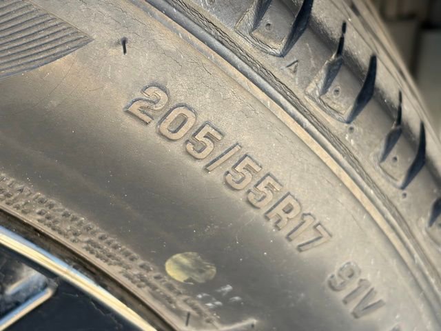 Used 2022 Nissan Kicks SR w/ Premium Package image 10