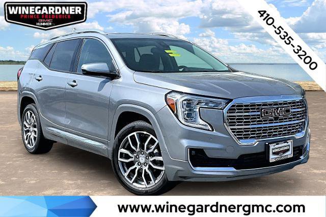 Used 2024 GMC Terrain Denali w/ Denali Premium Package