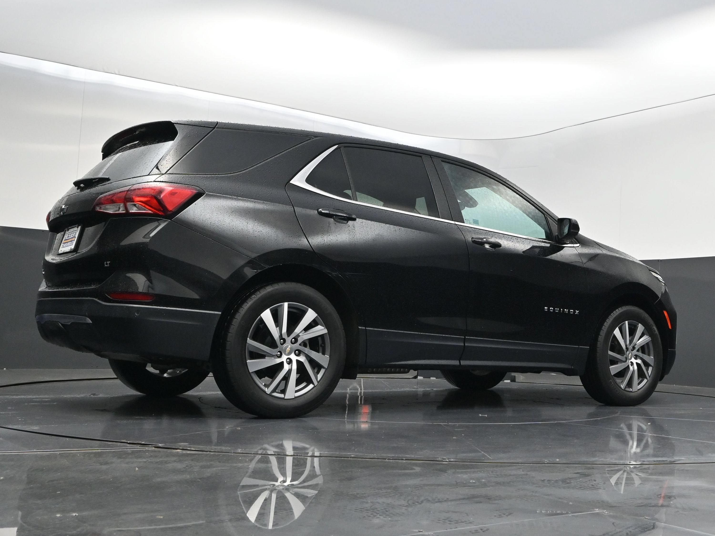 Used 2022 Chevrolet Equinox LT FWD image 44