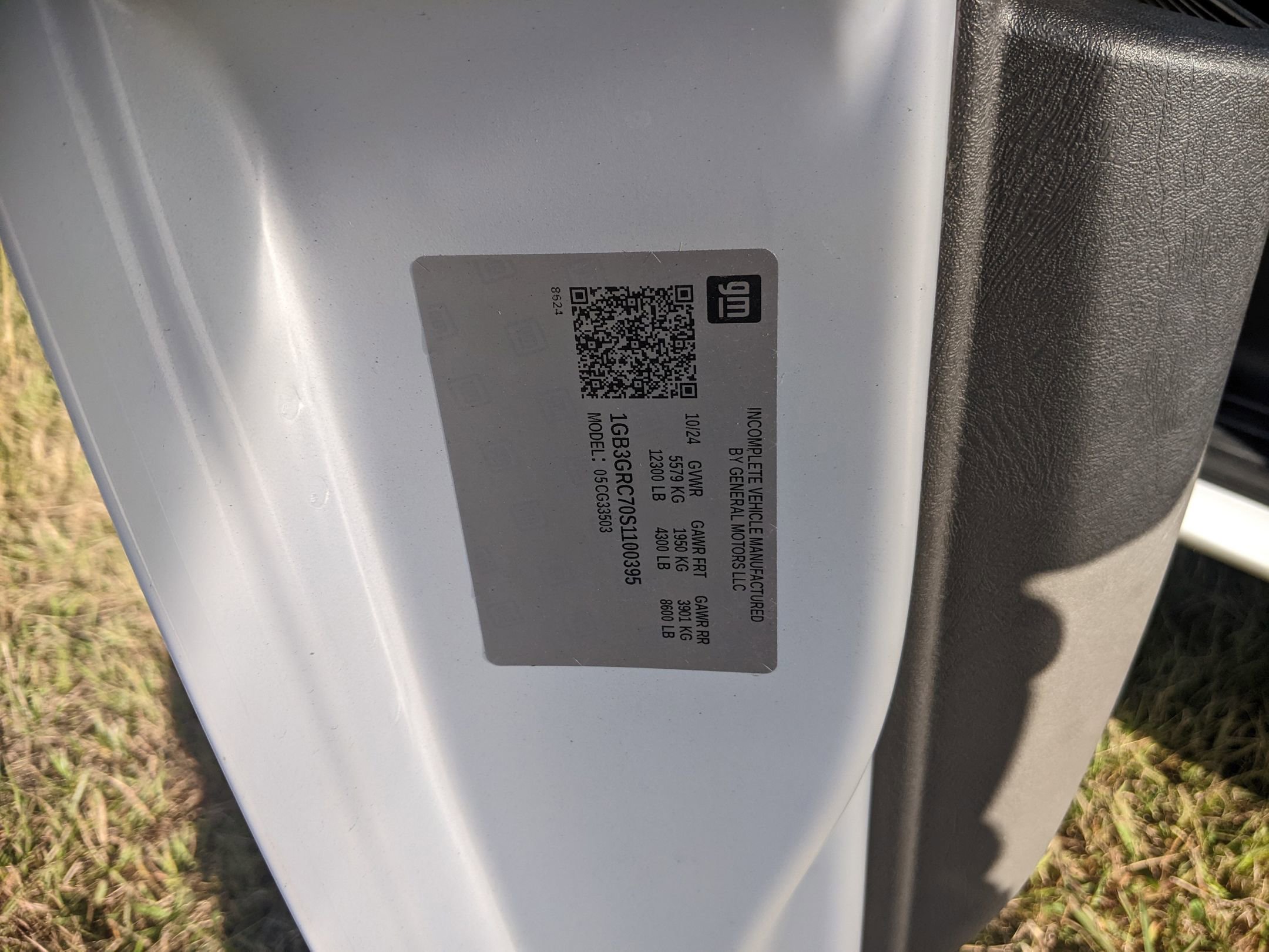 New 2025 Chevrolet Express 3500 w/ Power Convenience Package image 13