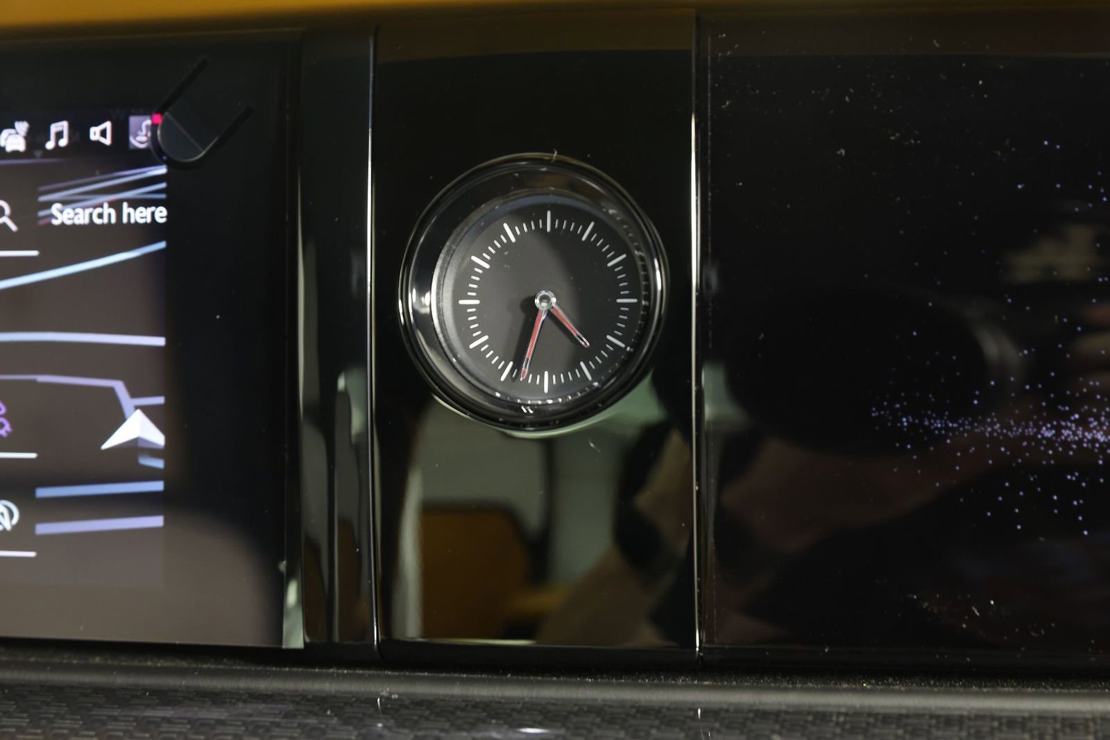 New 2025 Rolls-Royce Spectre Black Badge image 27