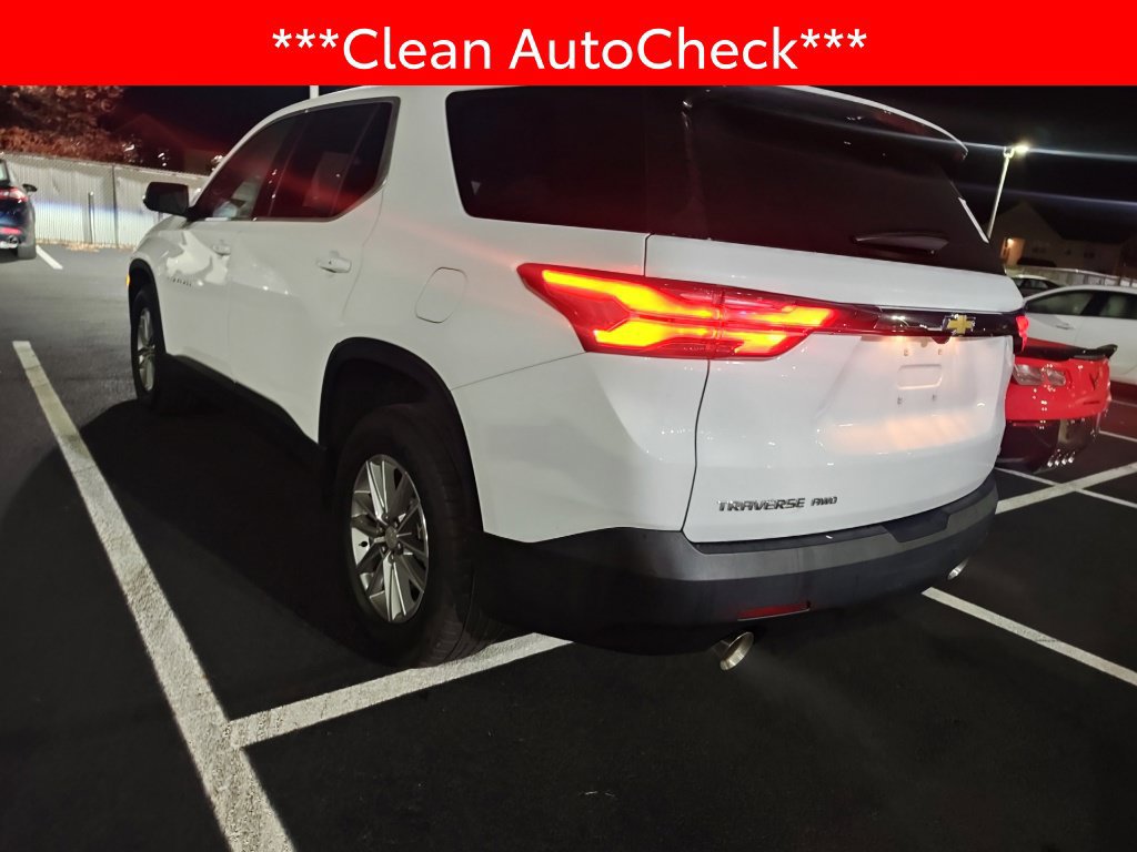 Used 2023 Chevrolet Traverse LT w/ LPO, Cargo Package AWD/4WD image 4