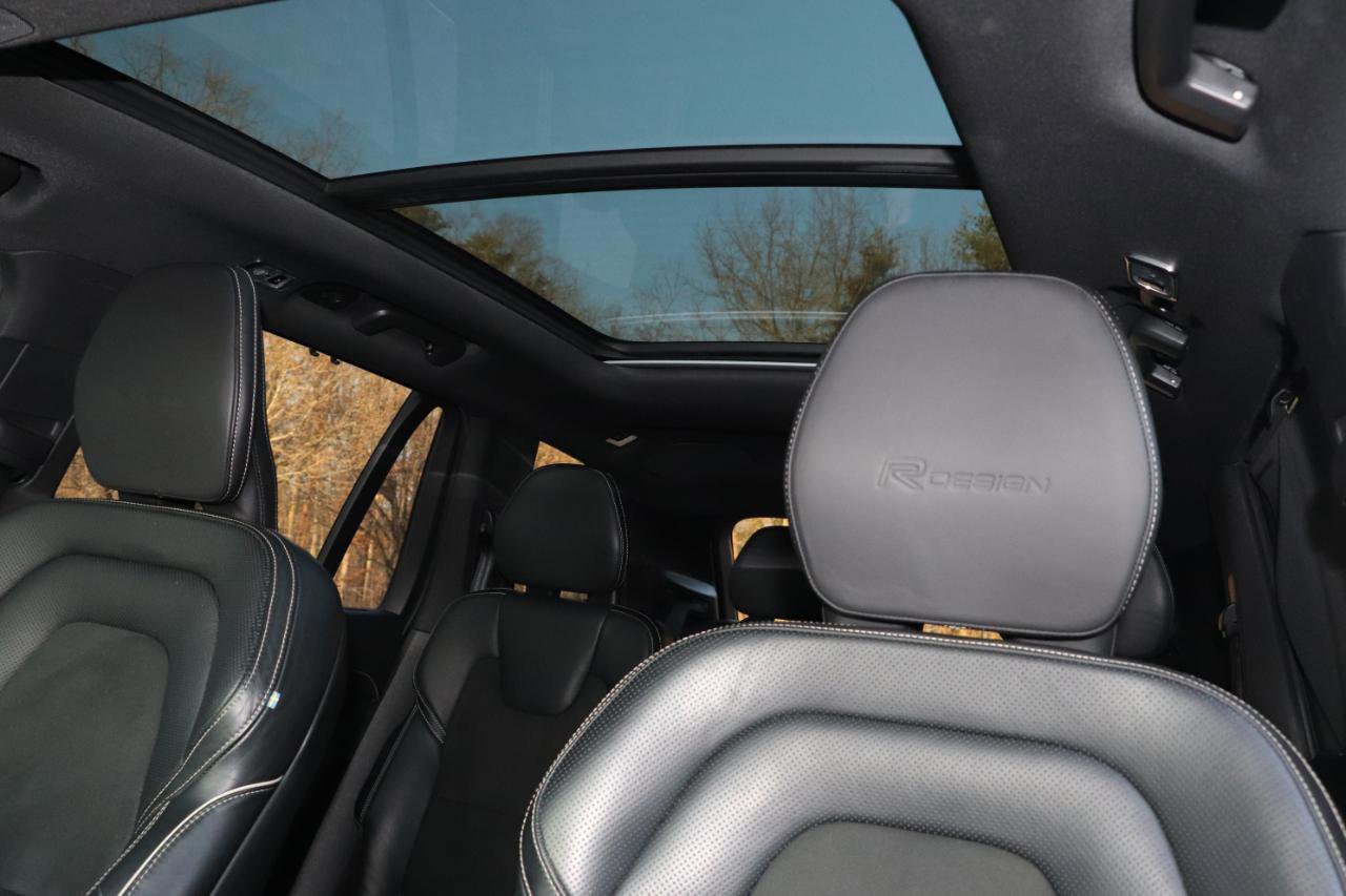 Used 2019 Volvo XC90 T6 R-Design w/ Advanced Package image 32