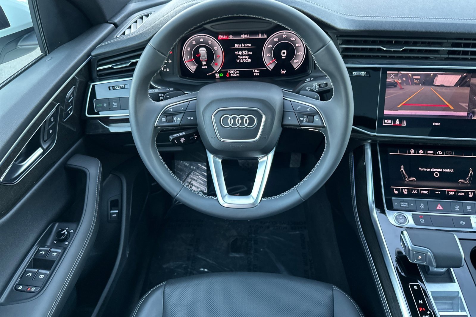 Used 2024 Audi Q8 Premium Plus w/ Premium Plus Package image 13
