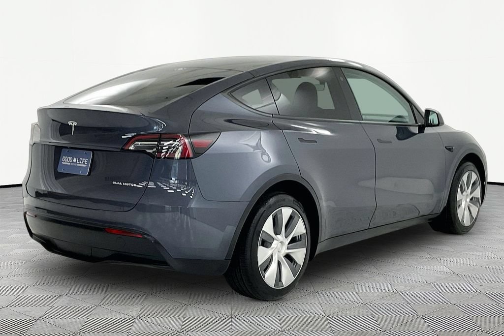 Used 2023 Tesla Model Y Long Range AWD/4WD image 6