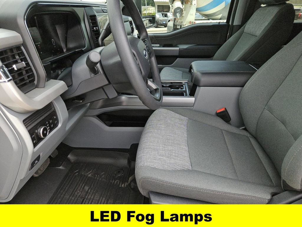 New 2026 Ford F250 XLT w/ XLT Premium Package AWD/4WD image 23