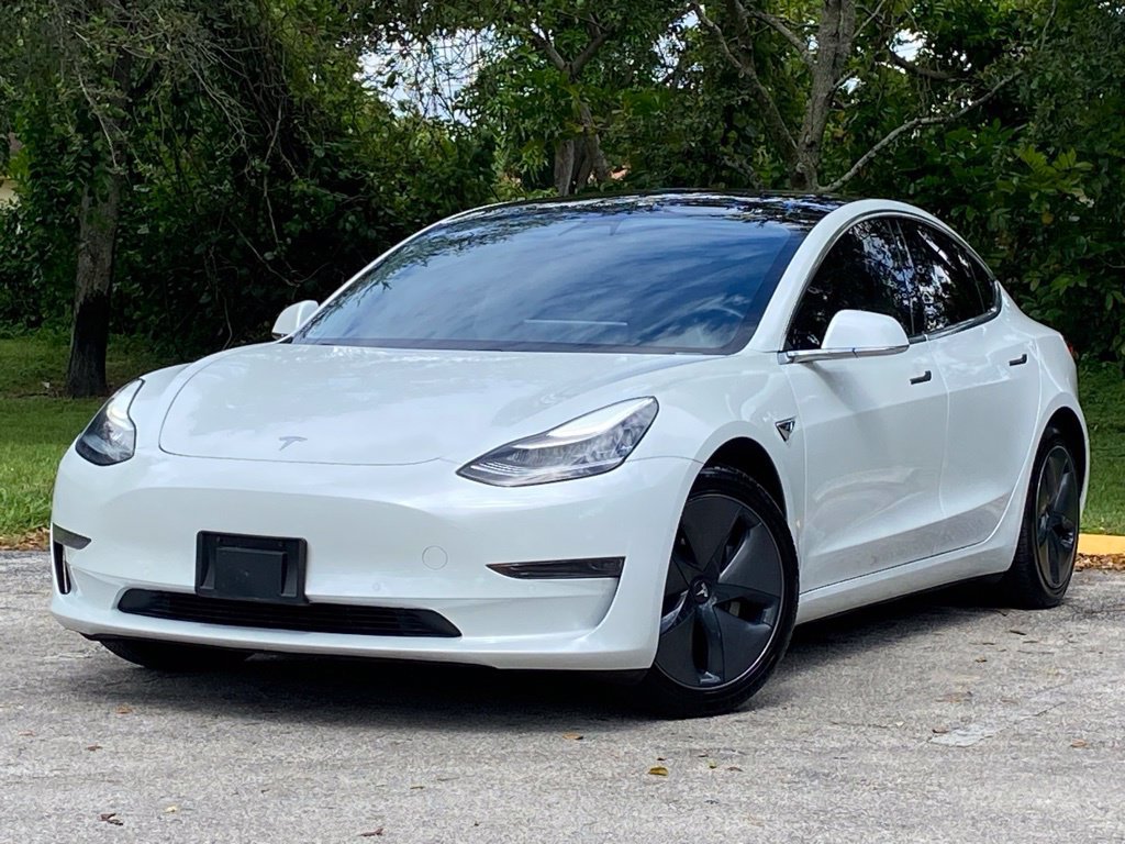 Used 2020 Tesla Model 3 Standard Range RWD image 1