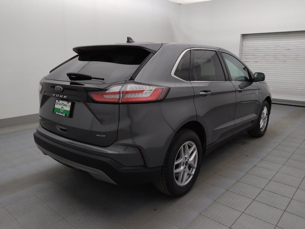 Used 2024 Ford Edge SEL image 9