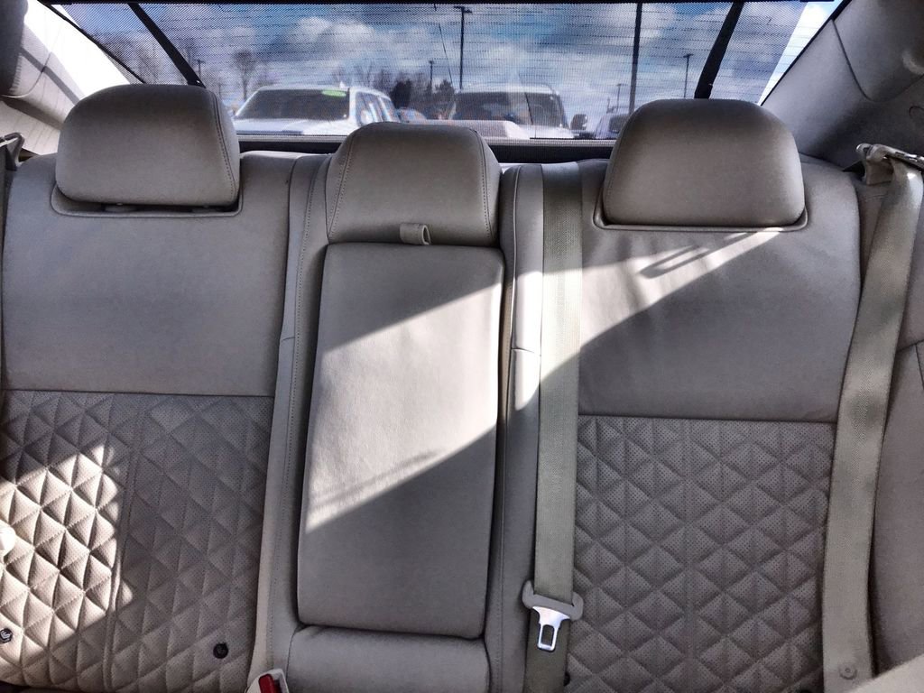 Used 2023 Nissan Maxima Platinum image 23