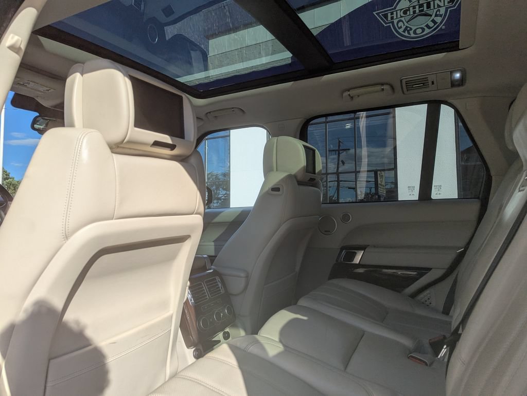 Used 2016 Land Rover Range Rover Supercharged AWD/4WD image 46
