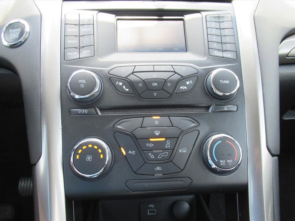 Used 2018 Ford Fusion SE image 23