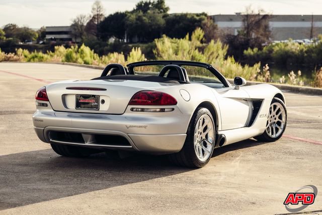 Used 2003 Dodge Viper SRT-10 image 59