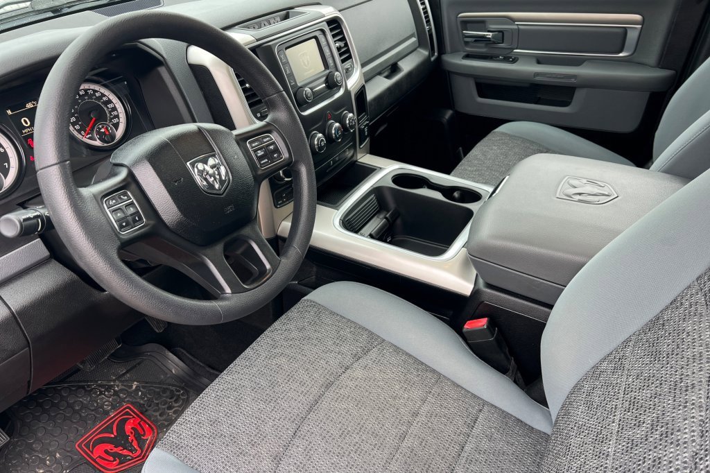 Used 2019 RAM 1500 Classic Warlock image 7