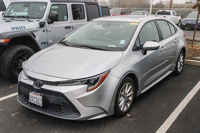 Used 2020 Toyota Corolla LE w/ LE Premium Package image 25