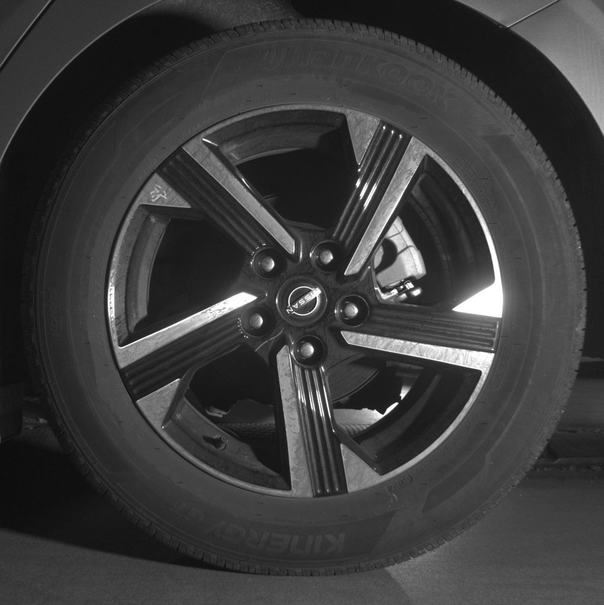 Used 2025 Nissan Sentra SV image 13