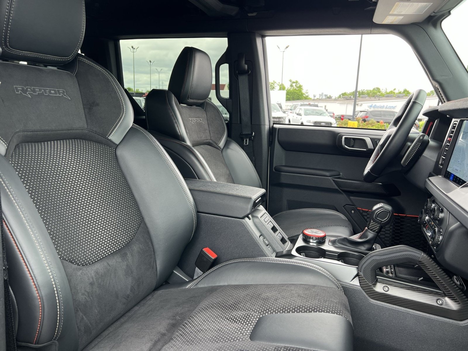 Certified 2025 Ford Bronco Raptor w/ Interior Carbon Fiber Pack AWD/4WD image 26