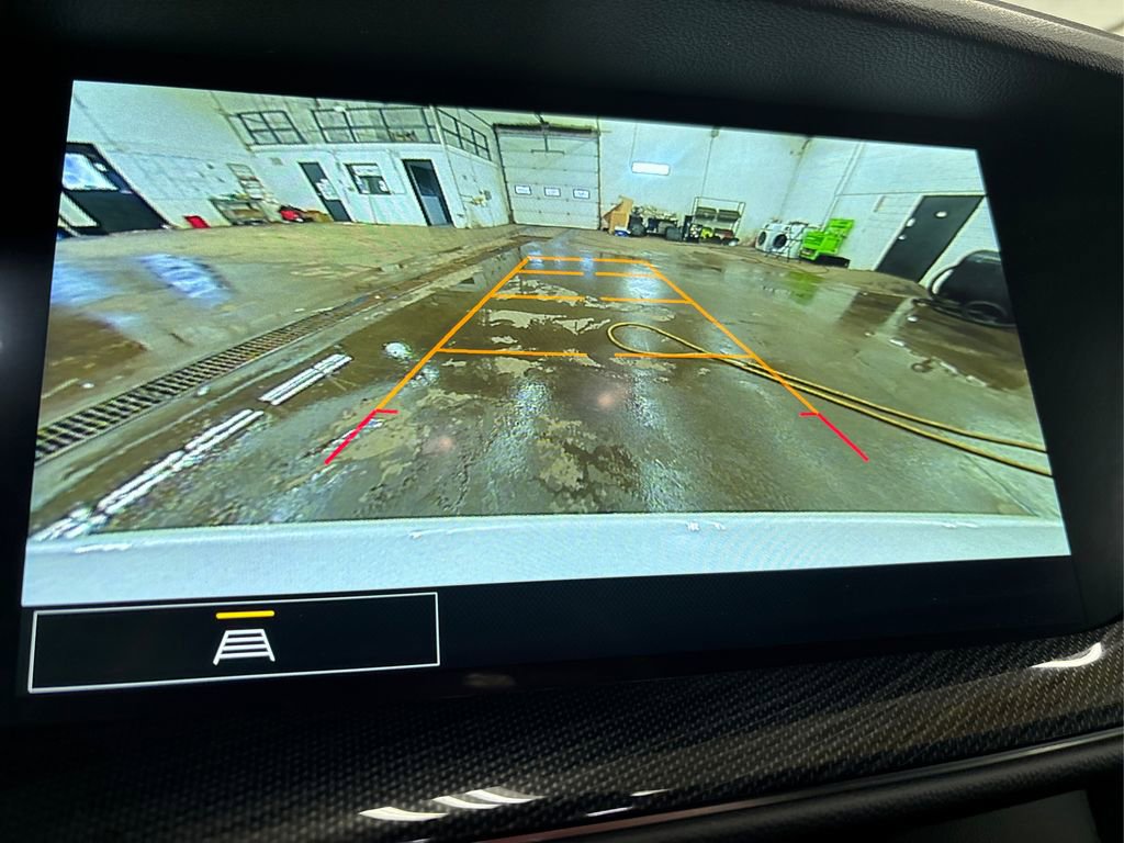 Used 2023 Buick Envision Essence image 32