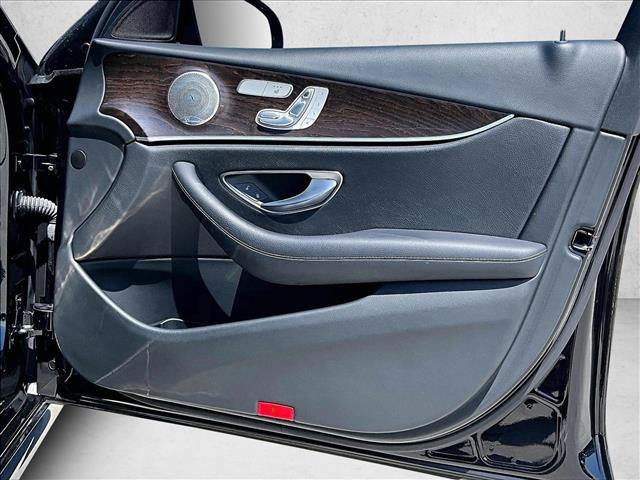 Used 2019 Mercedes-Benz E 300 image 18