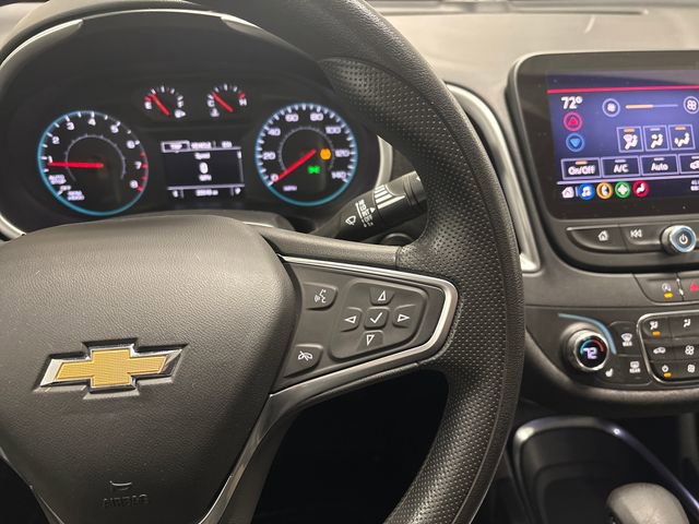 Used 2022 Chevrolet Malibu LT image 38