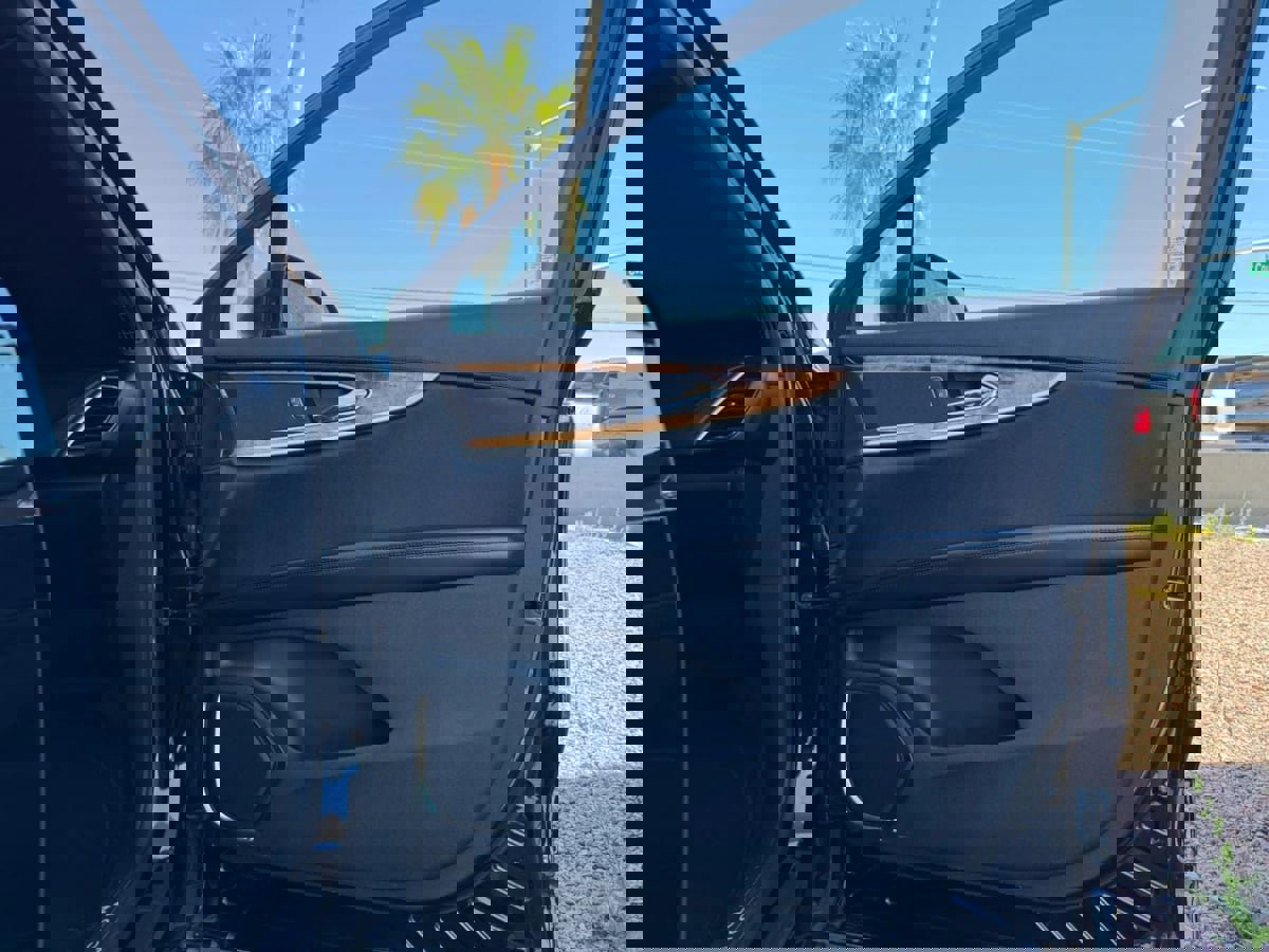 Used 2016 Lincoln MKX Reserve w/ Technology Package image 29