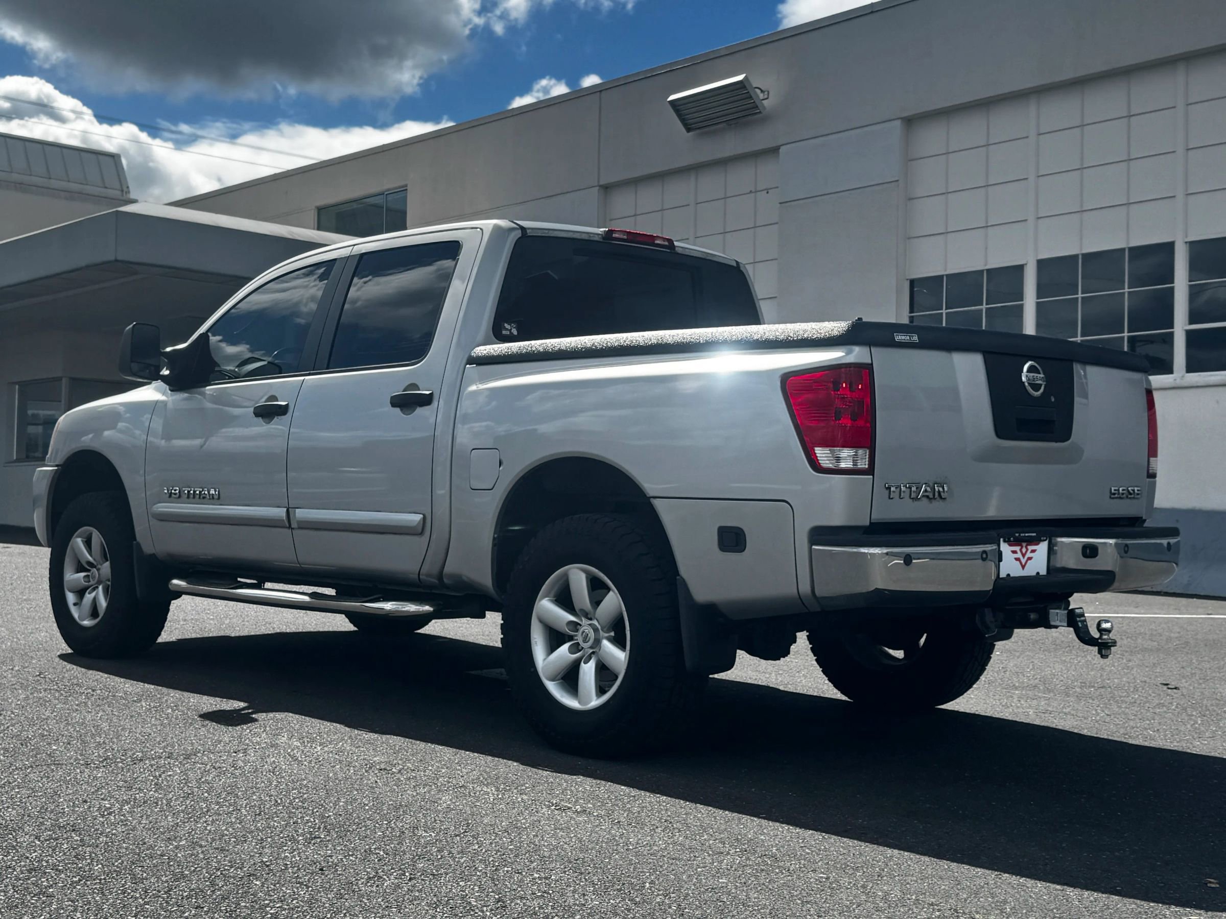 Used 2008 Nissan Titan SE image 5