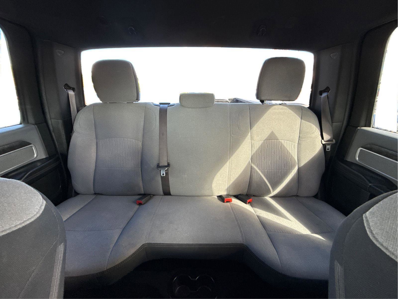 Used 2021 RAM 3500 Big Horn image 19