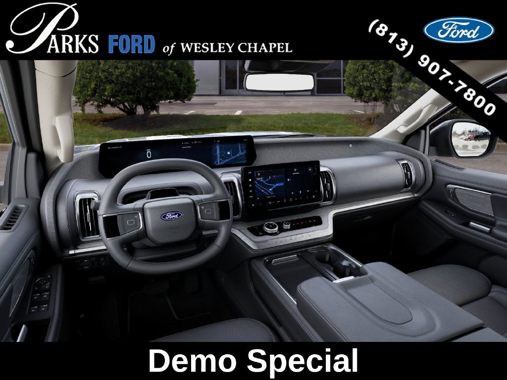 New 2027 Ford Expedition Platinum w/ Driver's Package RWD image 9