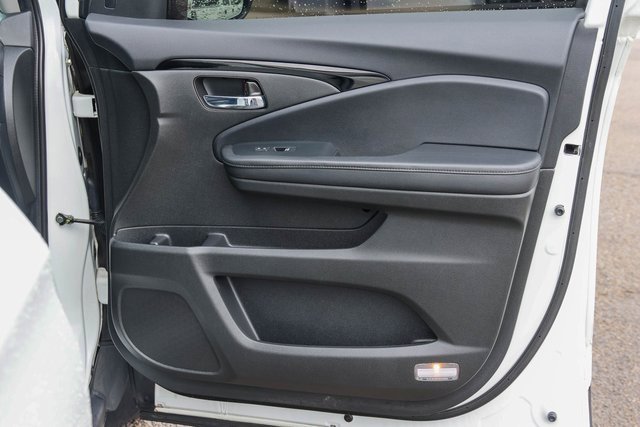 Used 2022 Honda Pilot Elite image 18