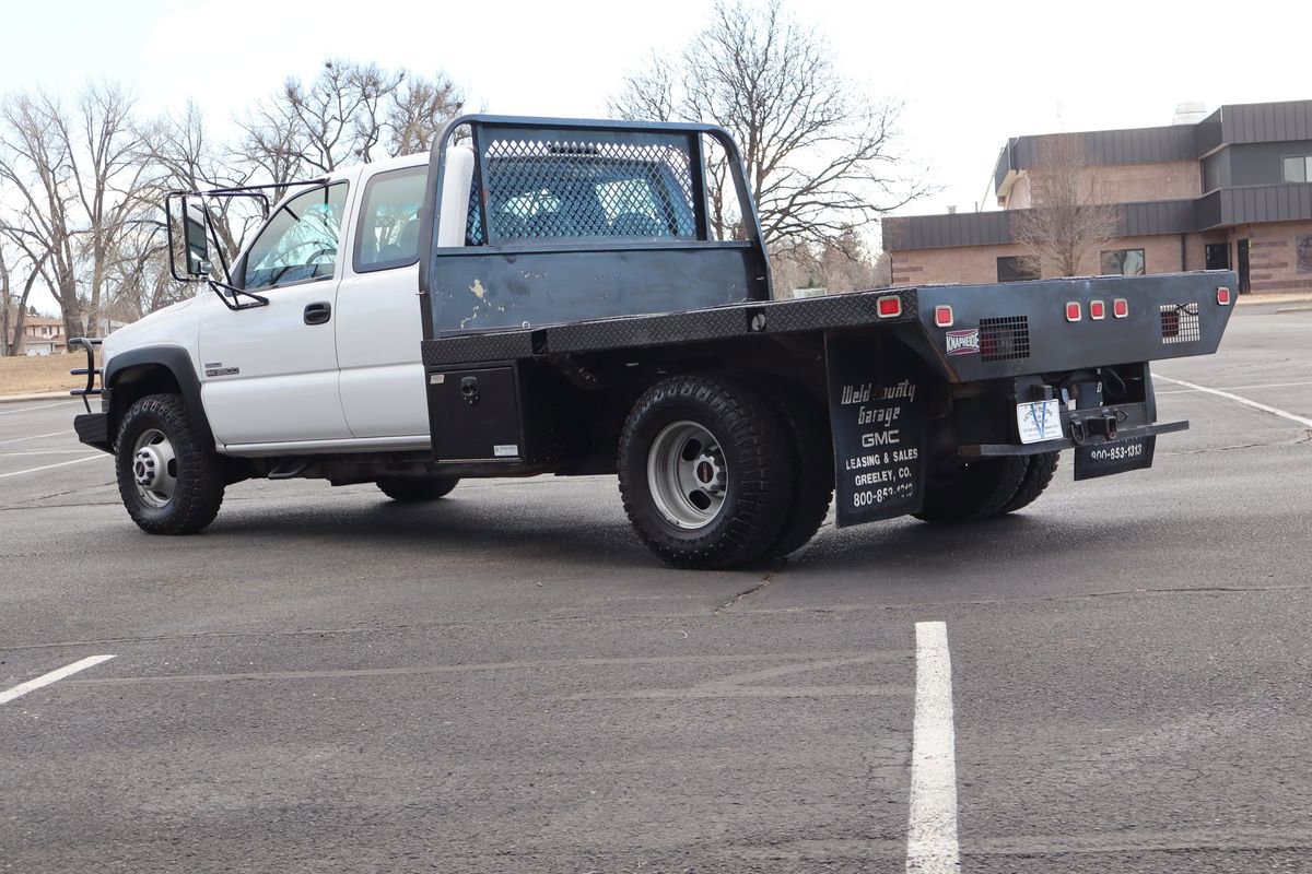 Used 2007 GMC Sierra 3500 W/T w/ Heavy-Duty Power Package image 7