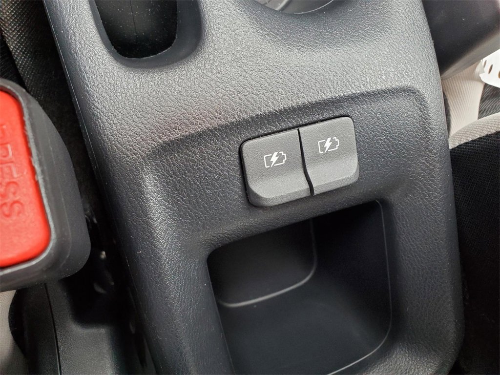 Certified 2022 Nissan Versa SV w/ Trunk Package image 28