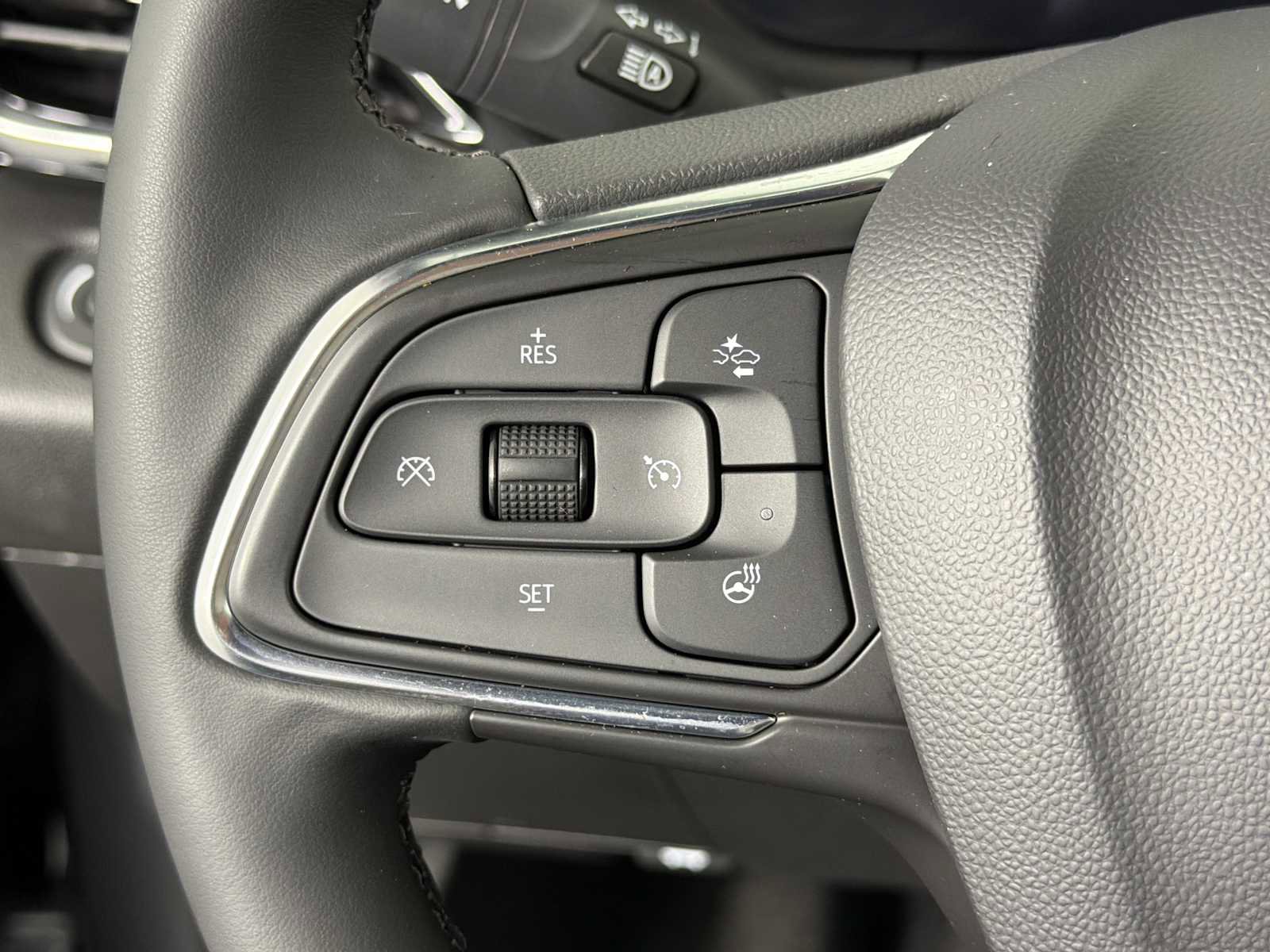 Certified 2024 Buick Envista Avenir image 24