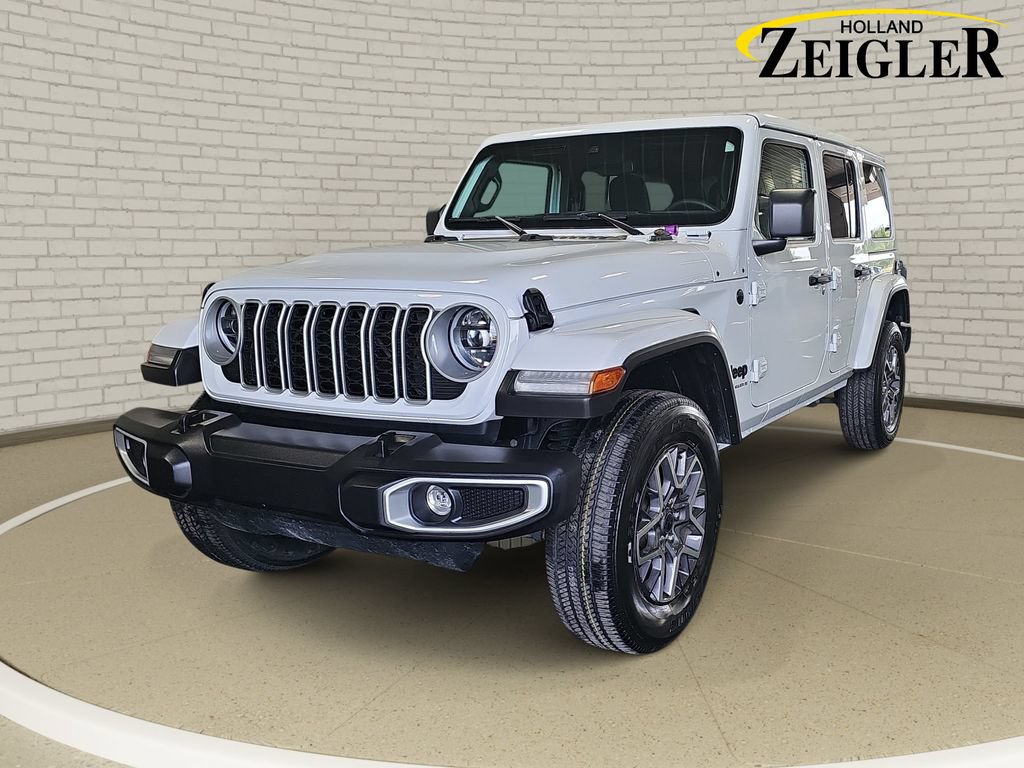 Used 2025 Jeep Wrangler Unlimited Sahara AWD/4WD image 1