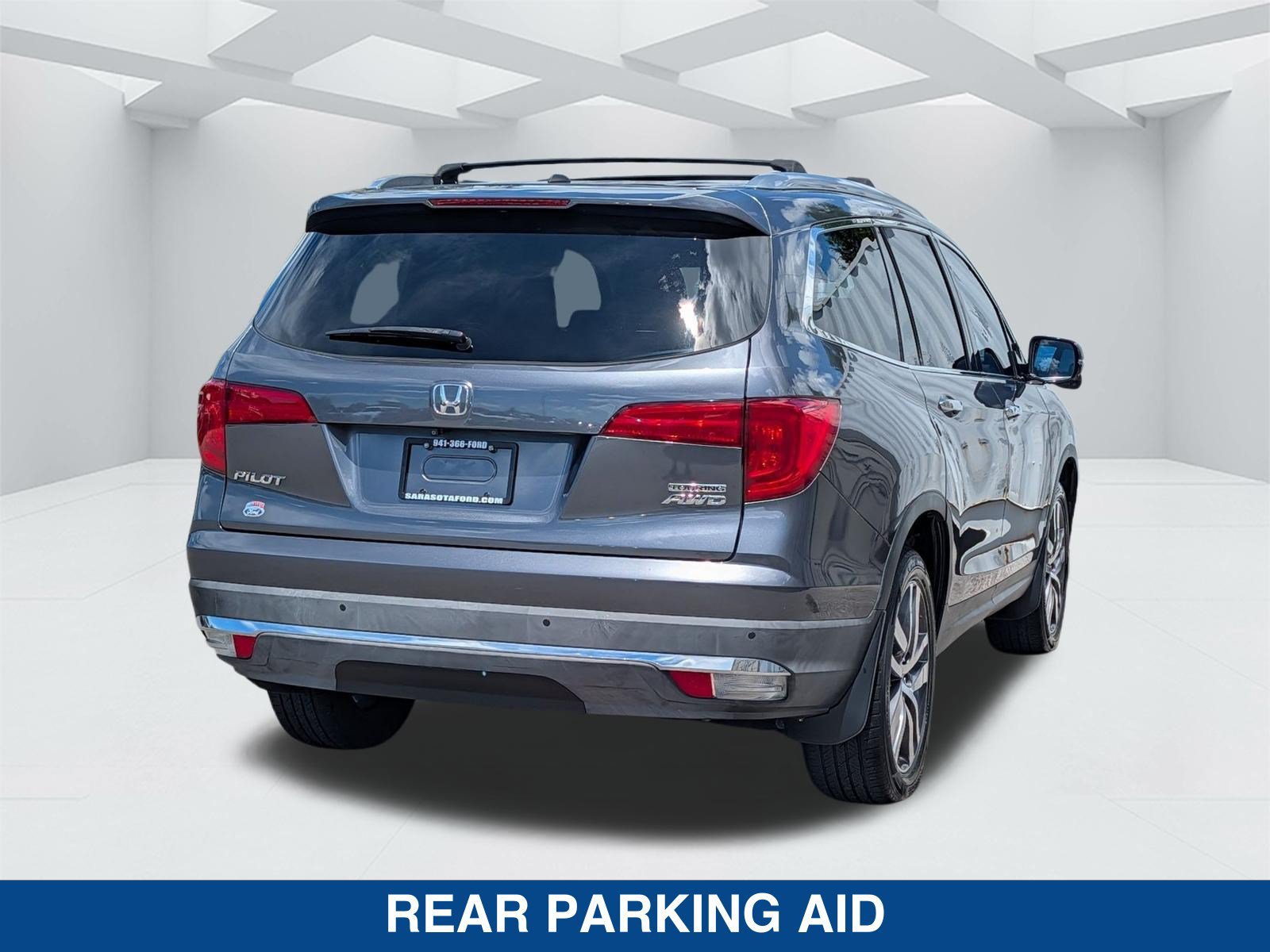 Used 2018 Honda Pilot Touring image 5