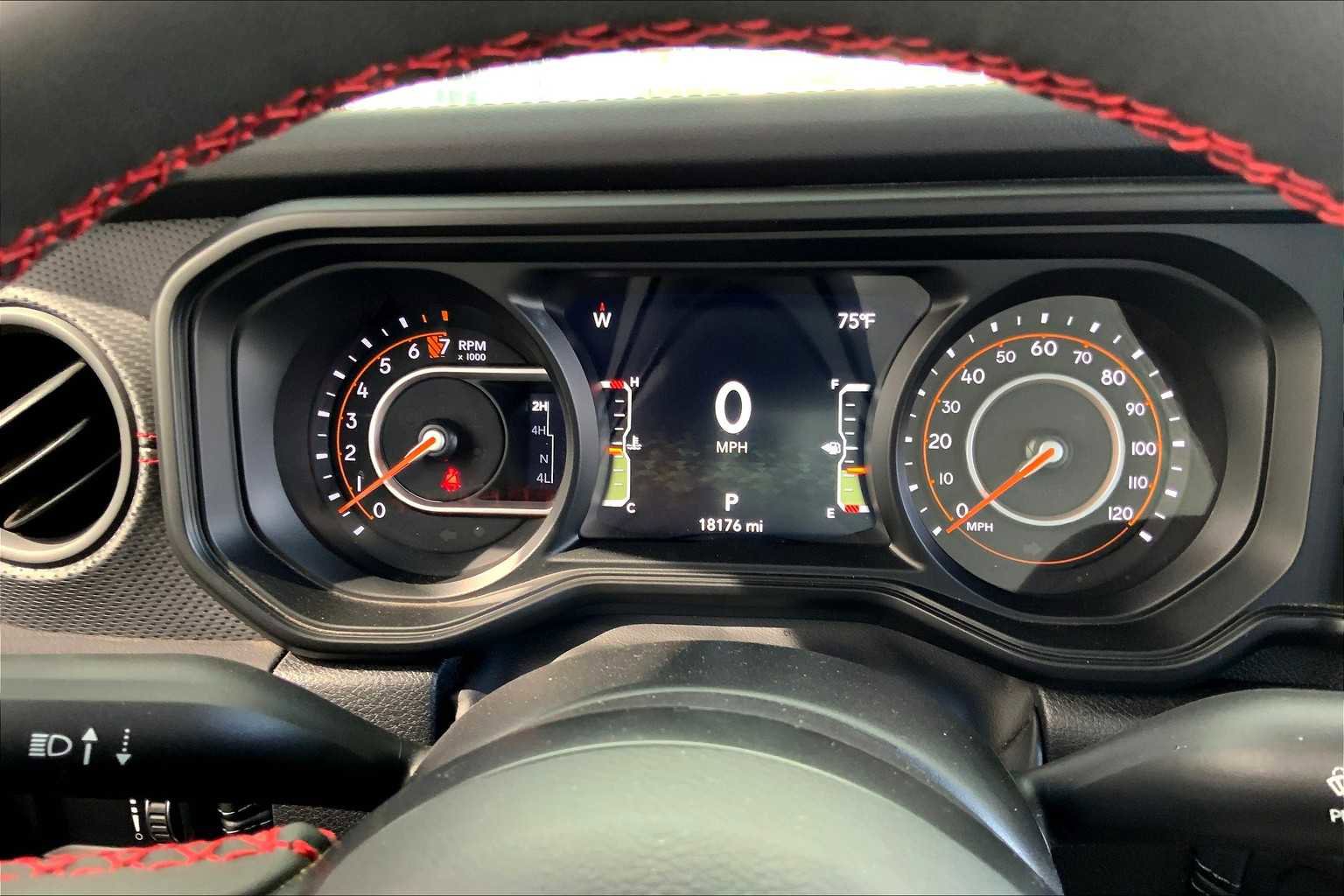 Used 2024 Jeep Gladiator Rubicon w/ Safety Group image 25