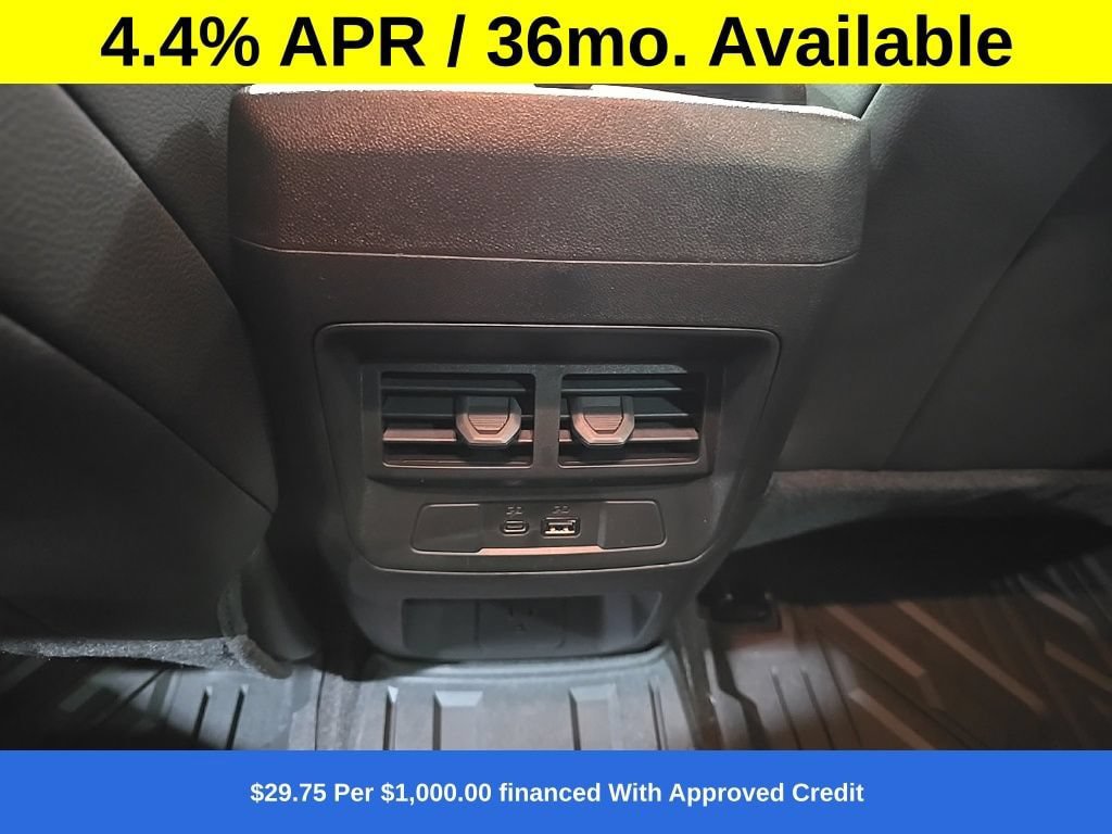 New 2026 GMC Canyon Denali AWD/4WD image 15