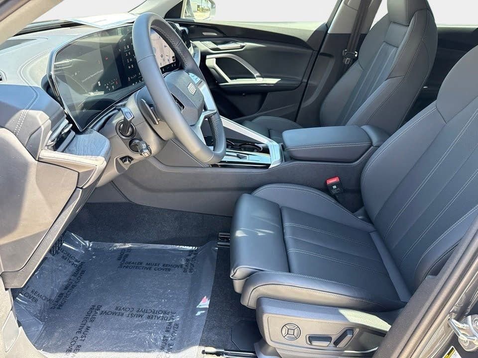 Certified 2025 Audi Q5 Premium w/ Premium Plus AWD/4WD image 16