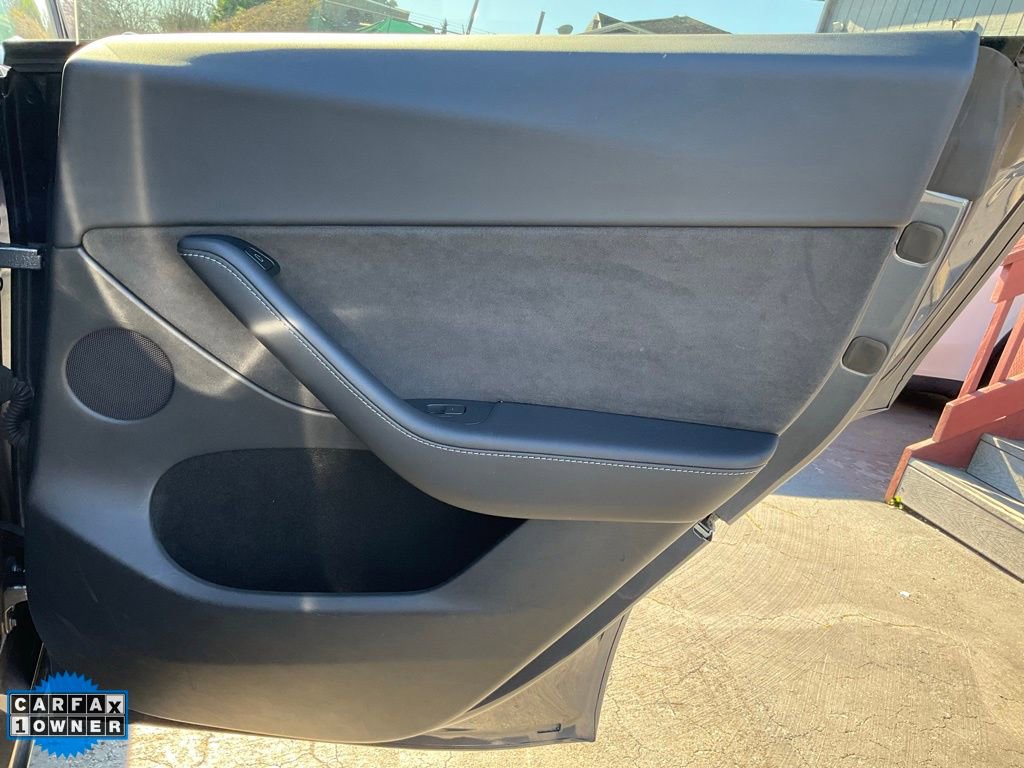 Used 2023 Tesla Model Y Long Range image 70