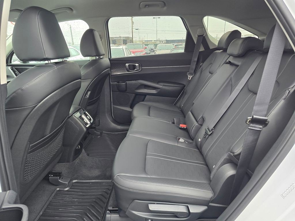 New 2026 Kia Sorento S AWD/4WD image 17