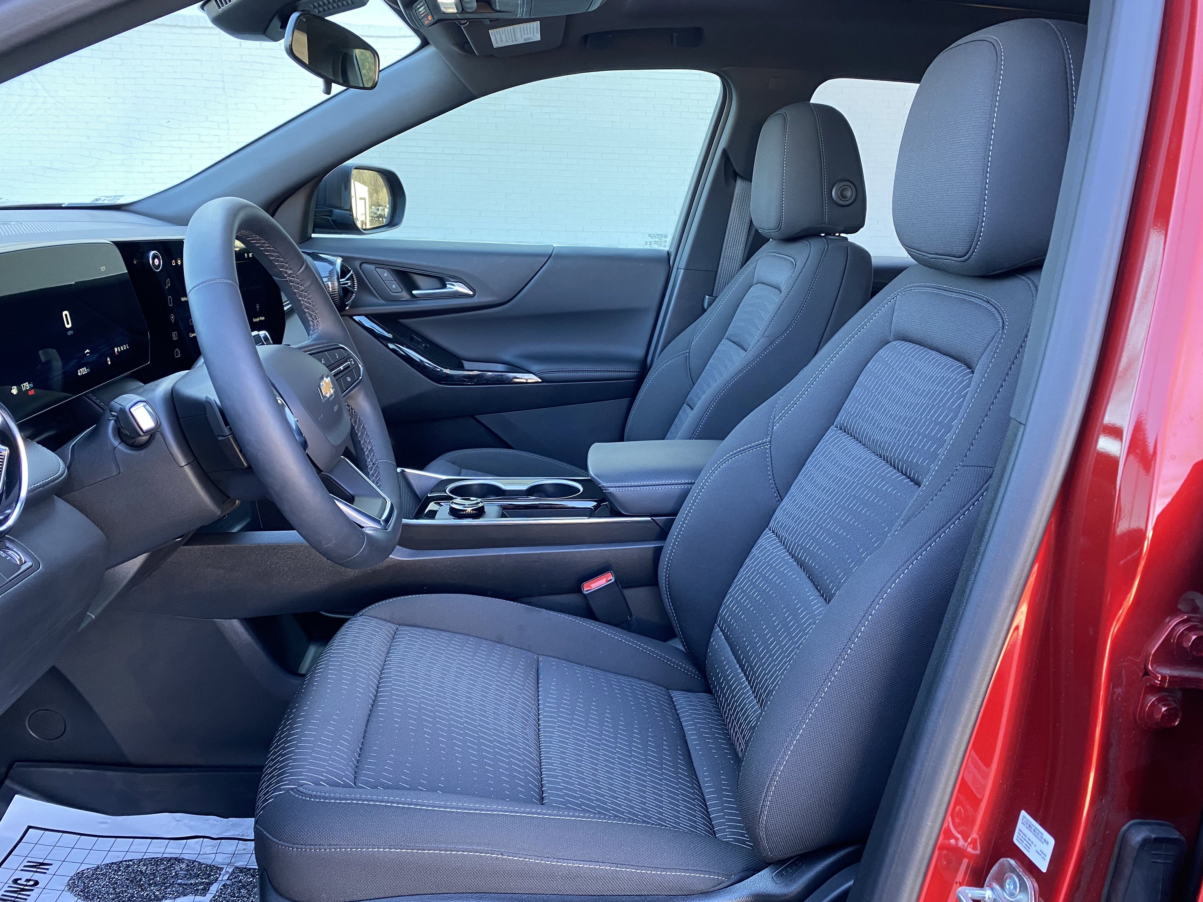 Used 2026 Chevrolet Equinox LT image 16