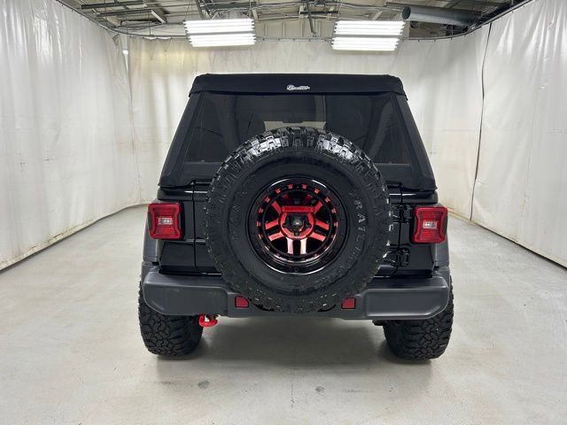 Used 2022 Jeep Wrangler Unlimited Rubicon w/ LED Lighting Group AWD/4WD image 7