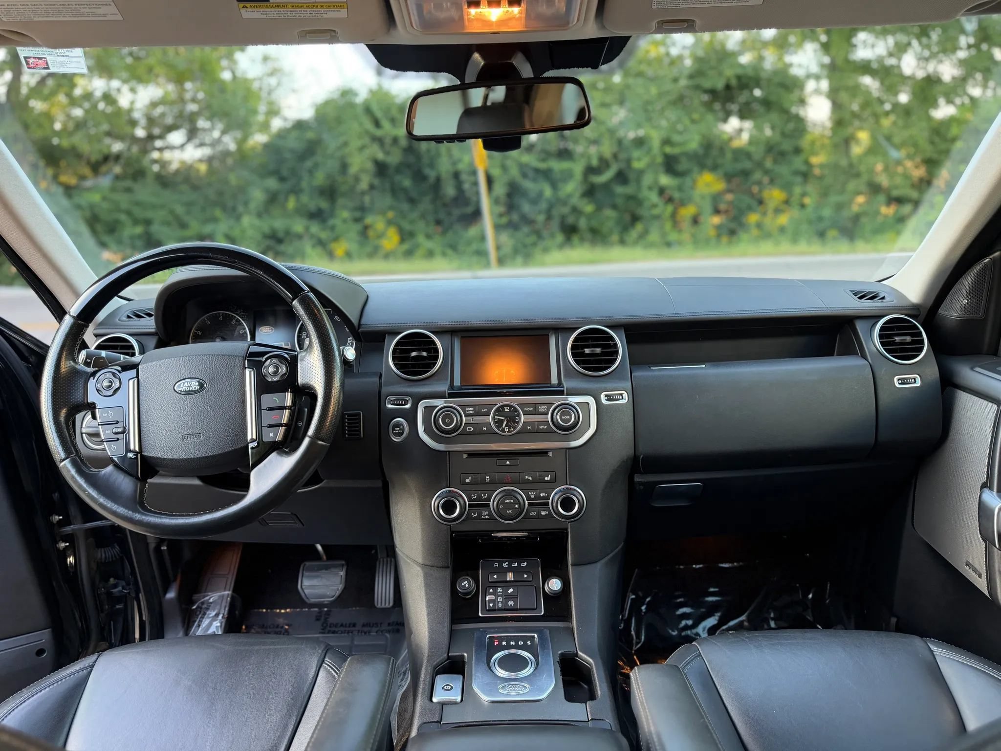 Used 2016 Land Rover LR4 HSE LUX AWD/4WD image 23