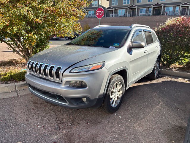 Used 2014 Jeep Cherokee Latitude w/ Comfort/Convenience Group AWD/4WD image 2