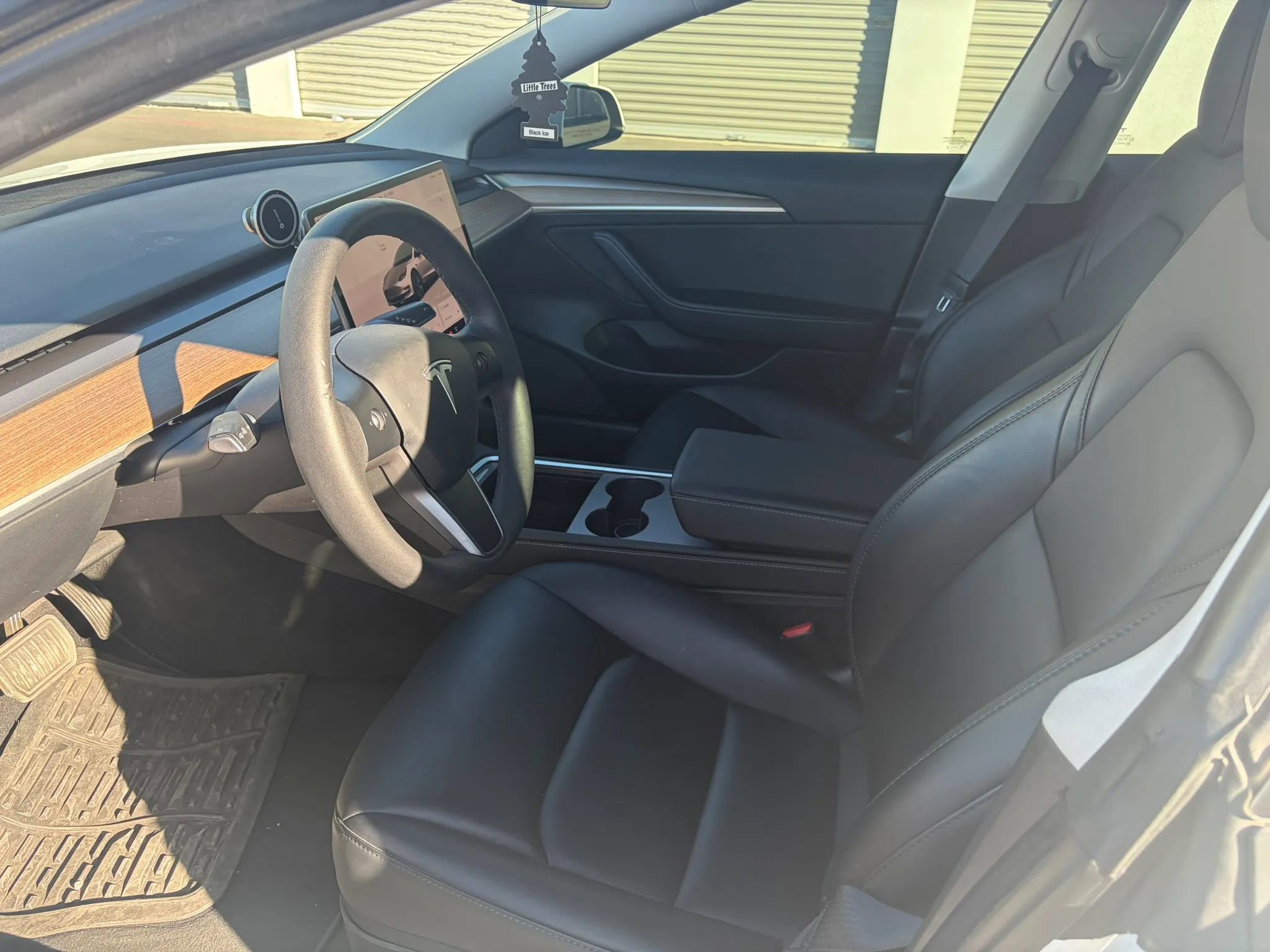 Used 2023 Tesla Model 3 Long Range AWD/4WD image 12